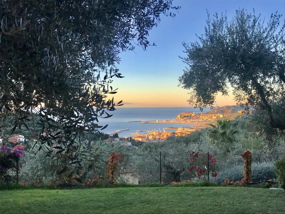 Hotel Le Jardin Sur Mer Avec Bike Et Mtb Tour à Imperia Extérieur photo