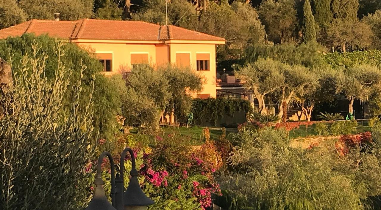 Hotel Le Jardin Sur Mer Avec Bike Et Mtb Tour à Imperia Extérieur photo