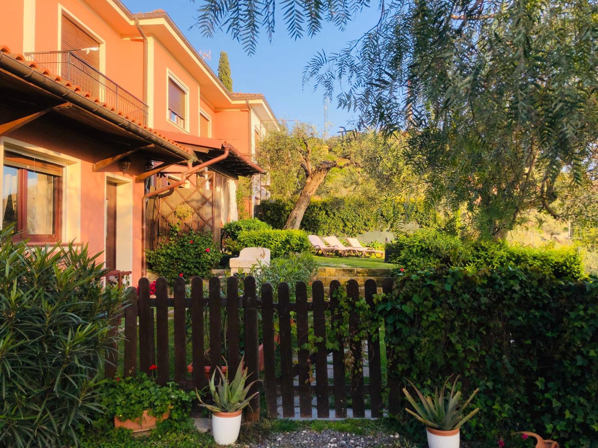 Hotel Le Jardin Sur Mer Avec Bike Et Mtb Tour à Imperia Extérieur photo